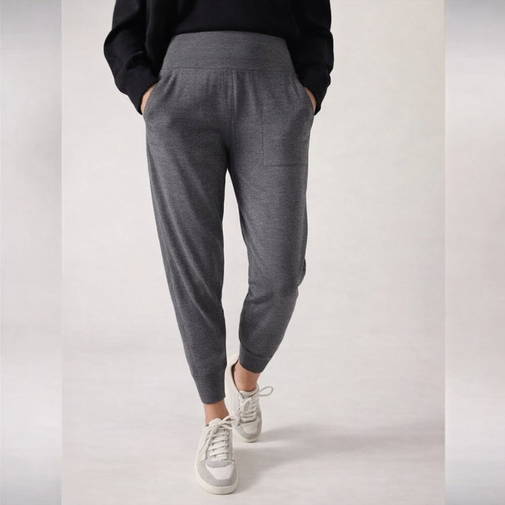 Athleta Venice Jogger Gray Athleisure Pant Performance Athletic Wear Minimalist